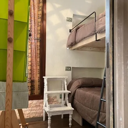 Holiday home Coloratissima